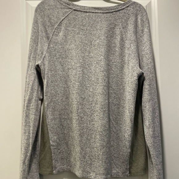 Anthropologie Gray and Lavender Long Sleeve Top - Picture 3 of 3
